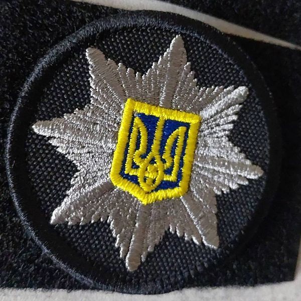 Шеврон Кокарда Поліція Чорна кольорова 6 см (сіра зірка) 12.664 &mdash; шеврон на липучці від VILNI